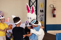 Celebração, acolhimento e muitos sorrisos marcaram a entrega de ovos de Páscoa realizada pela Gerência Municipal de Assistência Social 