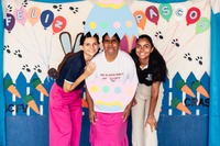 Celebração, acolhimento e muitos sorrisos marcaram a entrega de ovos de Páscoa realizada pela Gerência Municipal de Assistência Social 