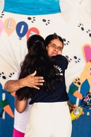 Celebração, acolhimento e muitos sorrisos marcaram a entrega de ovos de Páscoa realizada pela Gerência Municipal de Assistência Social 