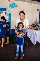 Celebração, acolhimento e muitos sorrisos marcaram a entrega de ovos de Páscoa realizada pela Gerência Municipal de Assistência Social 