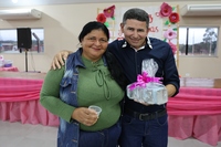 Prefeitura Municipal de Novo Horizonte do Sul realiza homenagem às mães com apresentações culturais, sorteio de brindes e o tradicional bolo