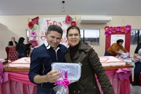 Prefeitura Municipal de Novo Horizonte do Sul realiza homenagem às mães com apresentações culturais, sorteio de brindes e o tradicional bolo