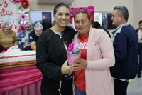 Prefeitura Municipal de Novo Horizonte do Sul realiza homenagem às mães com apresentações culturais, sorteio de brindes e o tradicional bolo