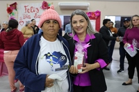 Prefeitura Municipal de Novo Horizonte do Sul realiza homenagem às mães com apresentações culturais, sorteio de brindes e o tradicional bolo