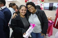 Prefeitura Municipal de Novo Horizonte do Sul realiza homenagem às mães com apresentações culturais, sorteio de brindes e o tradicional bolo