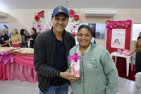 Prefeitura Municipal de Novo Horizonte do Sul realiza homenagem às mães com apresentações culturais, sorteio de brindes e o tradicional bolo