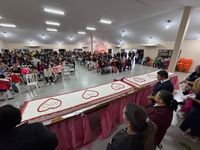 Prefeitura Municipal de Novo Horizonte do Sul realiza homenagem às mães com apresentações culturais, sorteio de brindes e o tradicional bolo