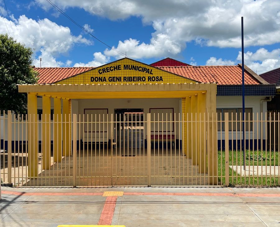 Left or right whatsapp image 2026 01 14 at 18.32.42